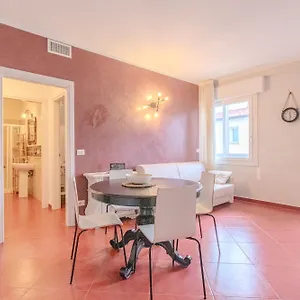 https://suites-train-station-mestre.hotelinveneto.com